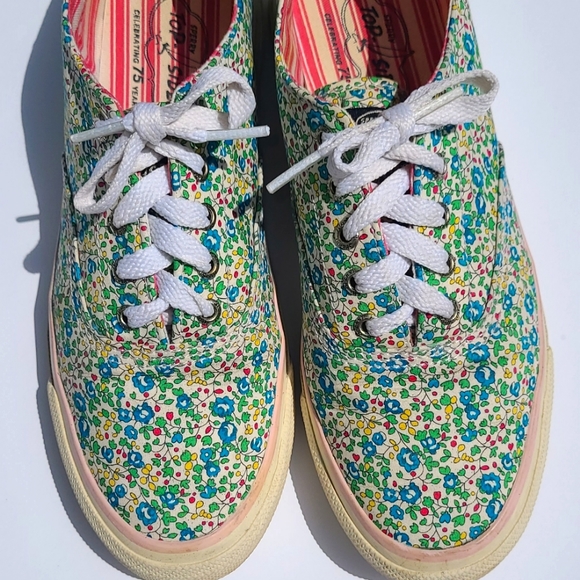 Sperry Shoes - Sperry Top Sider Sneakers,. Size 7